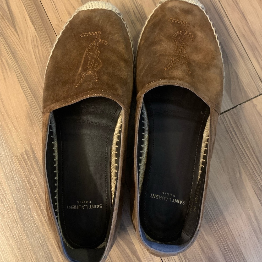 100% authentic Saint Laurent sued